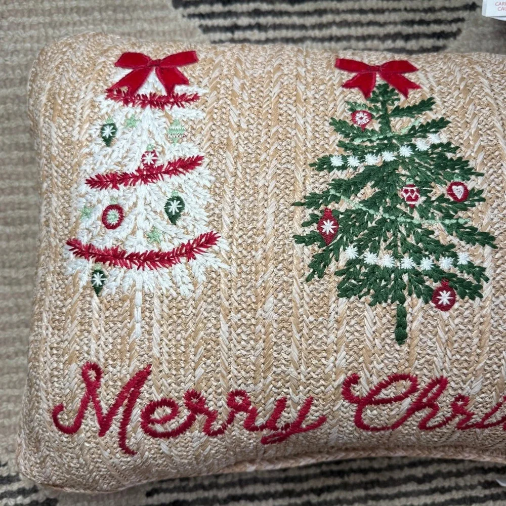 Set‎ of 2 Christmas Tree Embroidered Woven Lumbar Throw Pillows Festive Coastal
